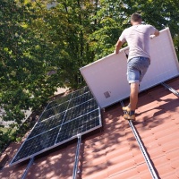 Рейкові оцинковані системи кріплень для сонячних панелей